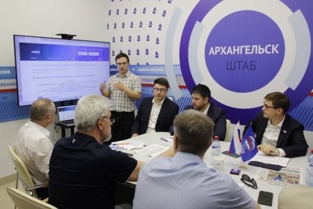 Иван Новиков: "Мы ожидаем беспрецендентного обновления парламентов"