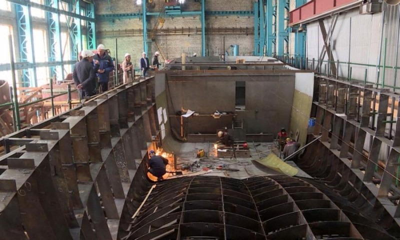 На заводе "Красная Кузница" ведётся строительство четырёх судов ледового класса