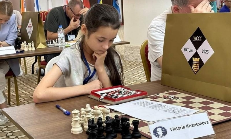 Юная спортсменка из Архангельска стала вице-чемпионкой мира по шахматной композиции