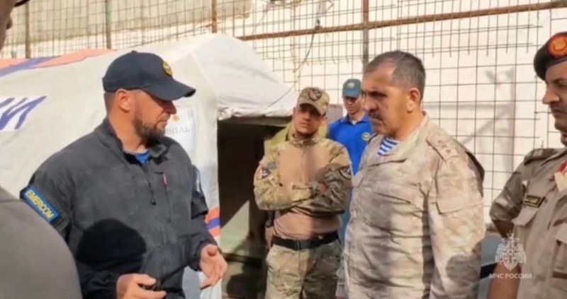 Ливийские власти посетили лагерь МЧС России и поблагодарили российских спасателей за оказываемую помощь