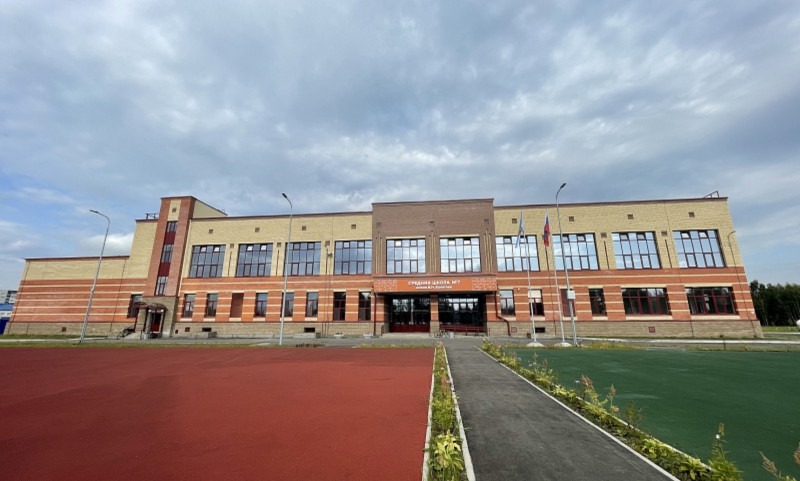 На территории самой большой школы Архангельской области создадут современное пространство