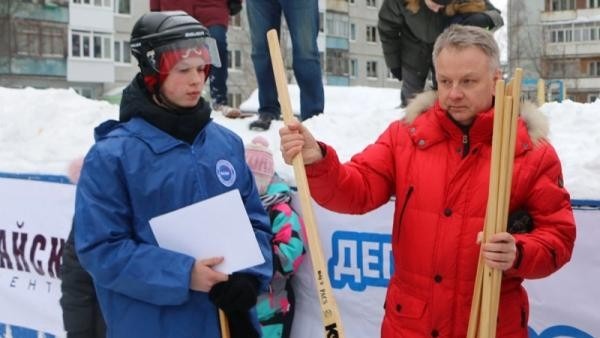 Александр Фролов: В Майской горке пройдет традиционный турнир по хоккею с мячом