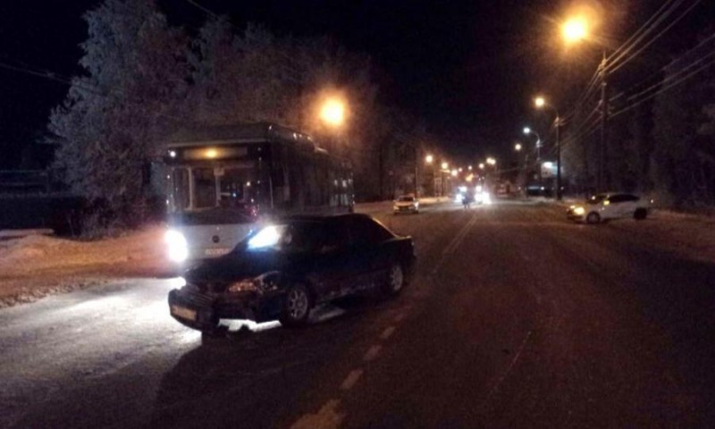 Авария с участием автобуса произошла в Архангельске