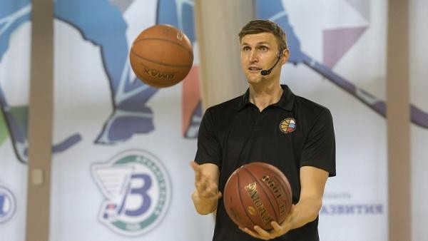 Известный баскетболист Андрей Кириленко проведет встречу с архангелогородцами