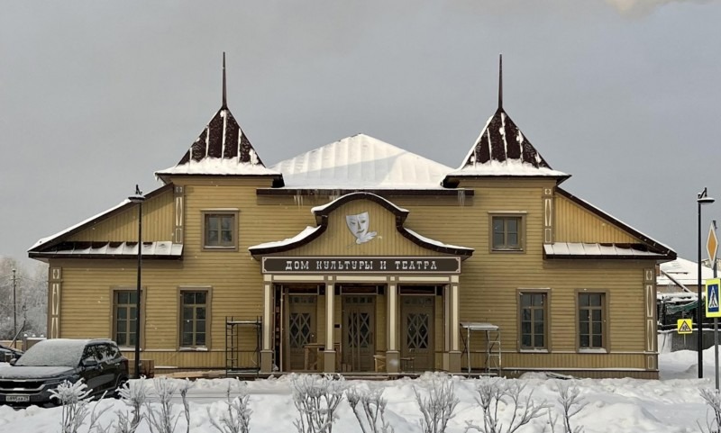В Каргополе завершается ремонт здания театра В Каргополе завершается ремонт здания театра