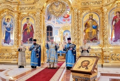 Митрополит Корнилий 9 декабря совершил всенощное бдение в Архангельске 