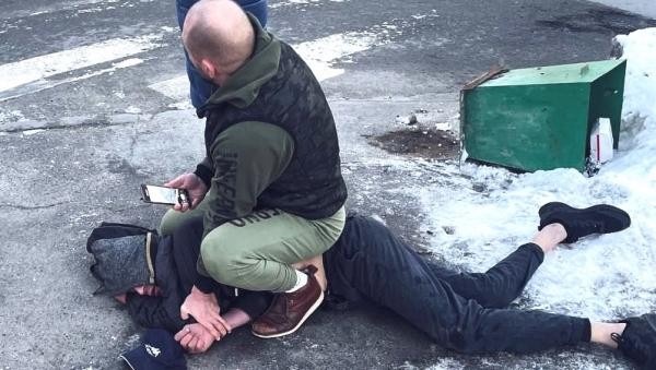 8 марта в Архангельске на улице Выучейского задержан неадекватный гражданин