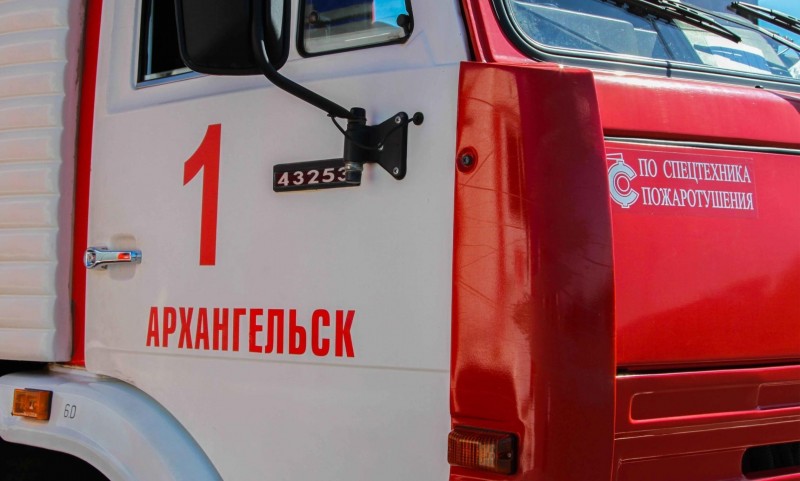 В Архангельске мужчина погиб в пожаре на Обводном канале