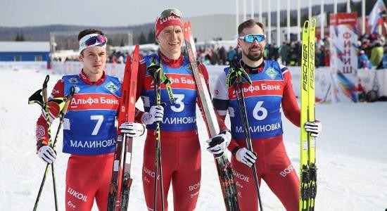 У Александра Большунова первая победа на чемпионате России по лыжным гонкам