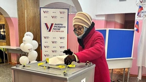 Каждый второй житель Архангельской области уже проголосовал за президента