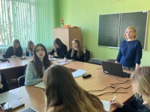Елена Боднарук прочитала курс лекций белорусским студентам в качестве приглашенного профессора