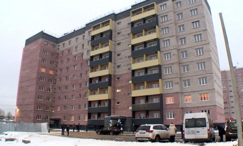 Около 400 детей-сирот Архангельской области в этом году получат собственное жильё