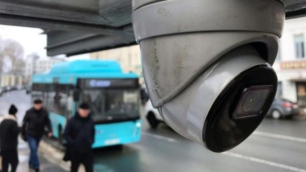 Архангельские остановки продолжают оснащать видеокамерами для защиты от вандалов
