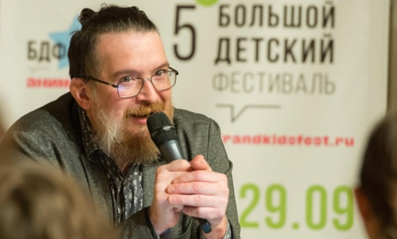 Добролюбовка приглашает на встречу с писателем Алексеем Олейниковым