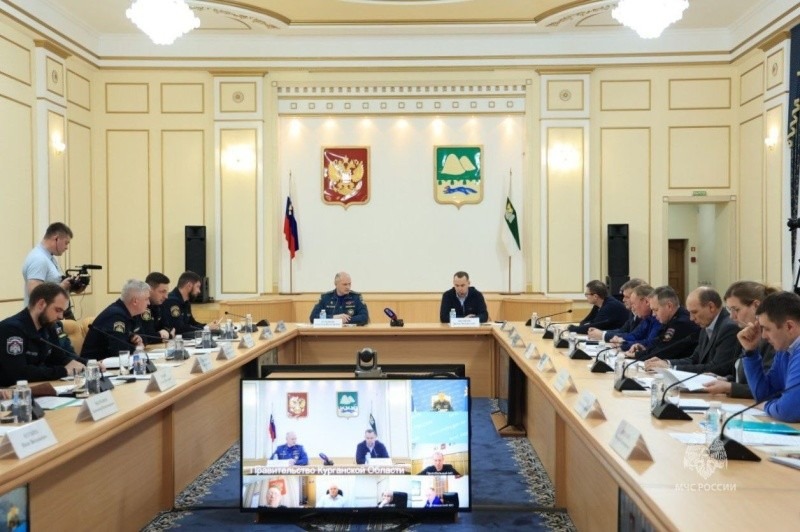 Глава МЧС России Александр Куренков провел координационное совещание по вопросам прохождения паводкоопасного периода в Курганской области