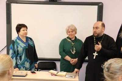 Руководители северодвинских школ обсудили со священниками вопросы преподавания ОПК 