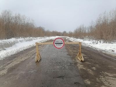Участок автодороги из Исакогорки в Холмогоры закрыт из-за выхода на проезжую часть талых вод