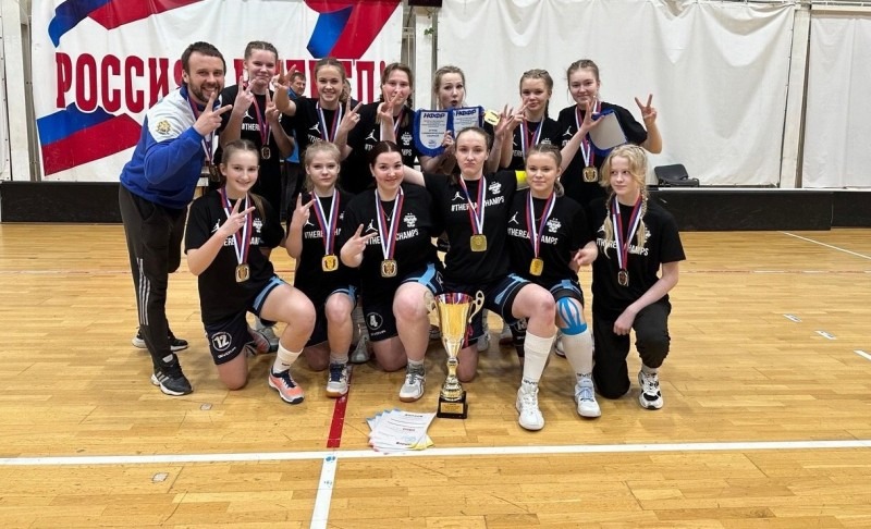 Команда «Поморочка» – победитель первенства России по флорболу