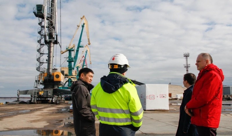 Перевалку минеральных удобрений через морской порт Архангельск обсудили в региональном правительстве 