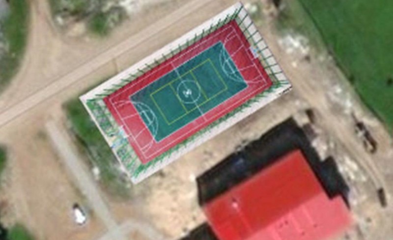 В деревне Согра Верхнетоемского округа строят новую спортивную площадку