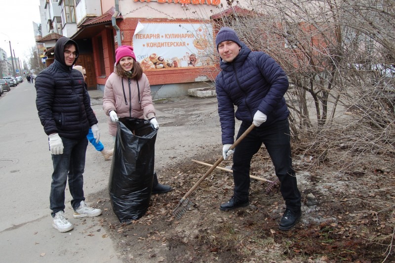 Большая весенняя уборка в Архангельской области продолжается