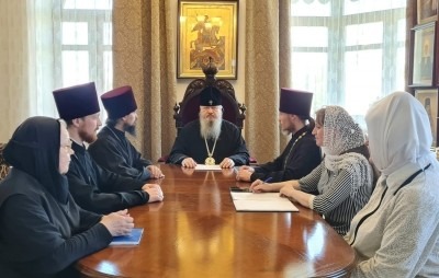 Митрополит Корнилий возглавил совещание с сотрудниками епархиального управления 