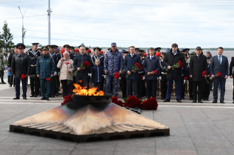 В столице Поморья почтили память северян, павших в годы Великой Отечественной войны