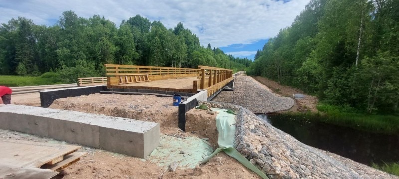 В Няндомском округе продолжается капремонт мостов