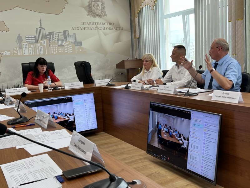 На коллегии регионального минагропромторга обсудили расширение сотрудничества с производителями белорусской сельхозтехники