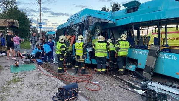 Очередное серьезное ДТП с участием рейсовых автобусов произошло в Архангельске