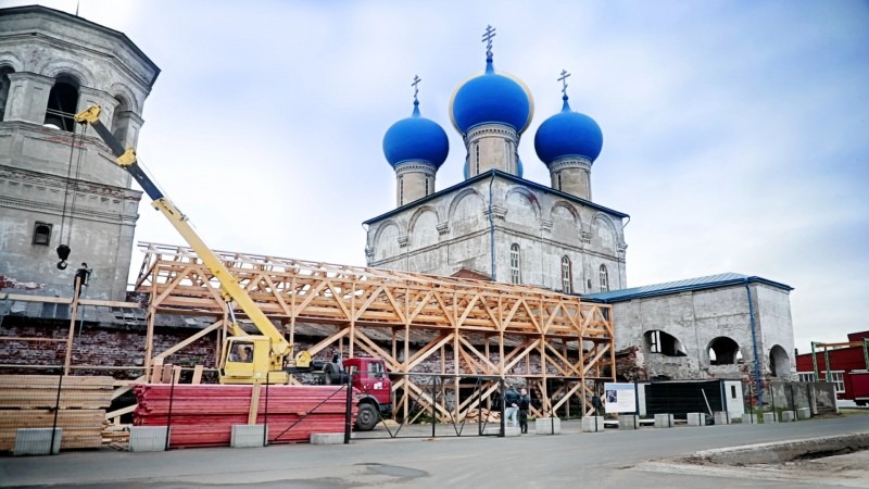 На Севмаше начались работы по сохранению зданий Николо-Корельского монастыря 