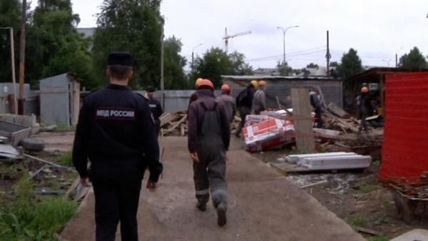 В Архангельской области полицейские поймали больше 20 нелегальных мигрантов 