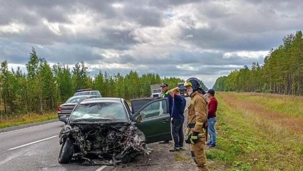 В Поморье троих детей госпитализировали в больницу после аварии на трассе М8 