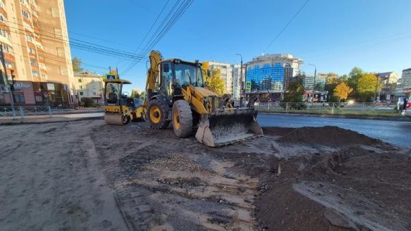 «Еще не закончен»: в Архангельске затянулся самый масштабный дорожный ремонт года