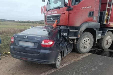 По дороге Вельск-Коноша две пассажирки легковушки не доехали до пункта назначения