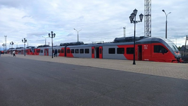 В состав пригородного поезда Архангельск –  Карпогоры добавят дополнительный вагон