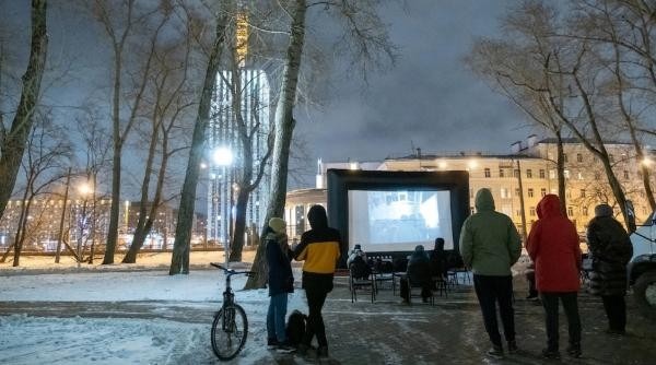 В Архангельске готовят уличный показ фестивального кино c ограничениями 18+