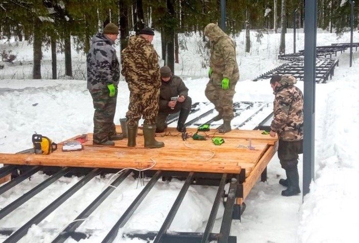 В Няндоме ведется благоустройство городского парка «Стрелка»