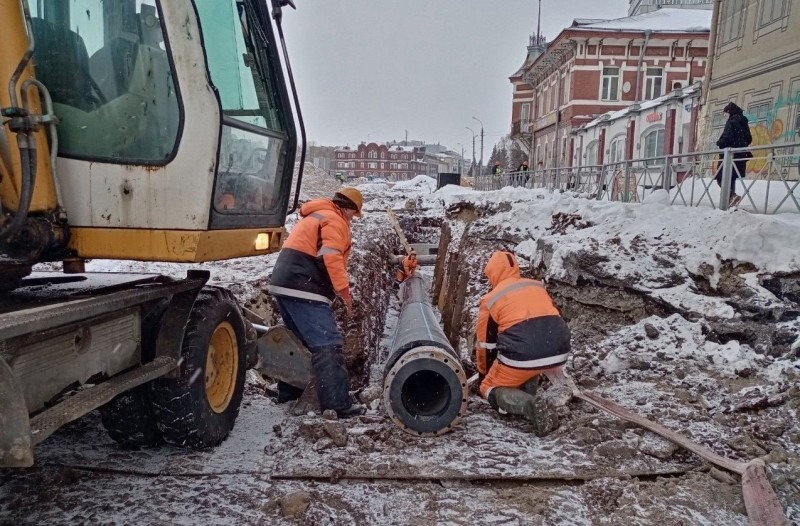 Реконструкция площади Профсоюзов в Архангельске: осталось переложить 50 метров сетей водоснабжения Реконструкция площади Профсоюзов в Архангельске: осталось переложить 50 метров сетей водоснабжения