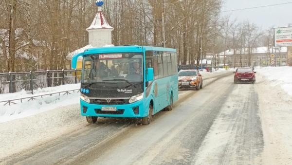 Без частников и кондукторов: в Новодвинске на линии вышли муниципальные автобусы