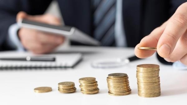 Заработок казенных управленцев в Архангельске превышает средние зарплаты в разы Заработок казенных управленцев в Архангельске превышает средние зарплаты в разы