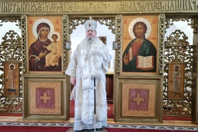 Митрополит Корнилий в Троицкую родительскую субботу совершил Божественную литургию и панихиду в Лявле под Архангельском Митрополит Корнилий в Троицкую родительскую субботу совершил Божественную литургию и панихиду в Лявле под Архангельском