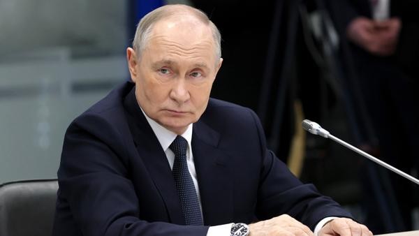 Кремлевская делегация во главе с президентом Владмиром Путиным побывала на Севмаше Кремлевская делегация во главе с президентом Владмиром Путиным побывала на Севмаше