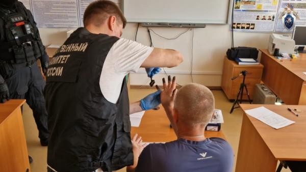 Архангельский суд отправил за решетку наживавшихся на гибели бойцов СВО аферистов Архангельский суд отправил за решетку наживавшихся на гибели бойцов СВО аферистов