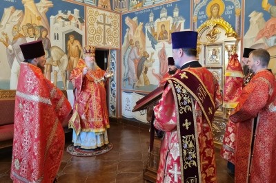 Митрополит Корнилий совершил всенощное бдение в канун праздника великомученика и целителя Пантелеимона Митрополит Корнилий совершил всенощное бдение в канун праздника великомученика и целителя Пантелеимона