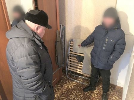 В поселке Коноша двое отморозков пытали мужчину электротоком