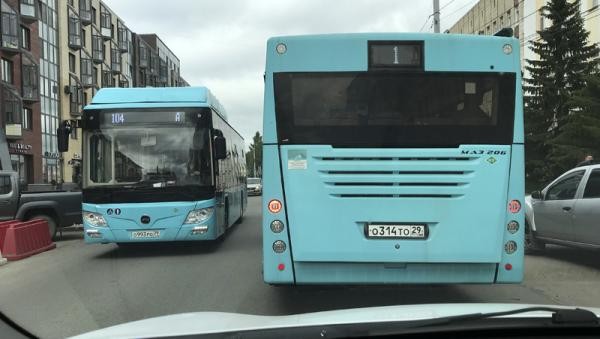 Архангельские власти отреагировали на коллапс со срывом автобусного сообщения