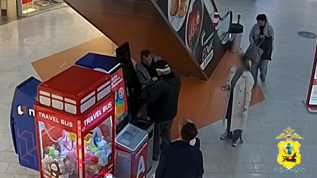 Архангельский полицейский спас 88-летнего пенсионера от разорения