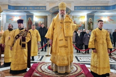 Митрополит Корнилий 19 октября совершил Божественную литургию в Архангельске Митрополит Корнилий 19 октября совершил Божественную литургию в Архангельске