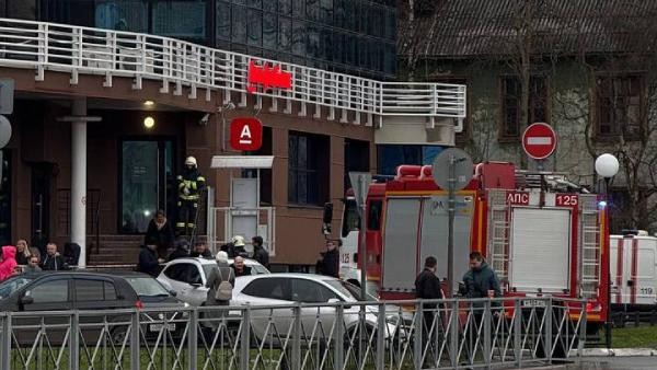 Стойкий запах аммиака переполошил работников бизнес-центра в центре Архангельска Стойкий запах аммиака переполошил работников бизнес-центра в центре Архангельска